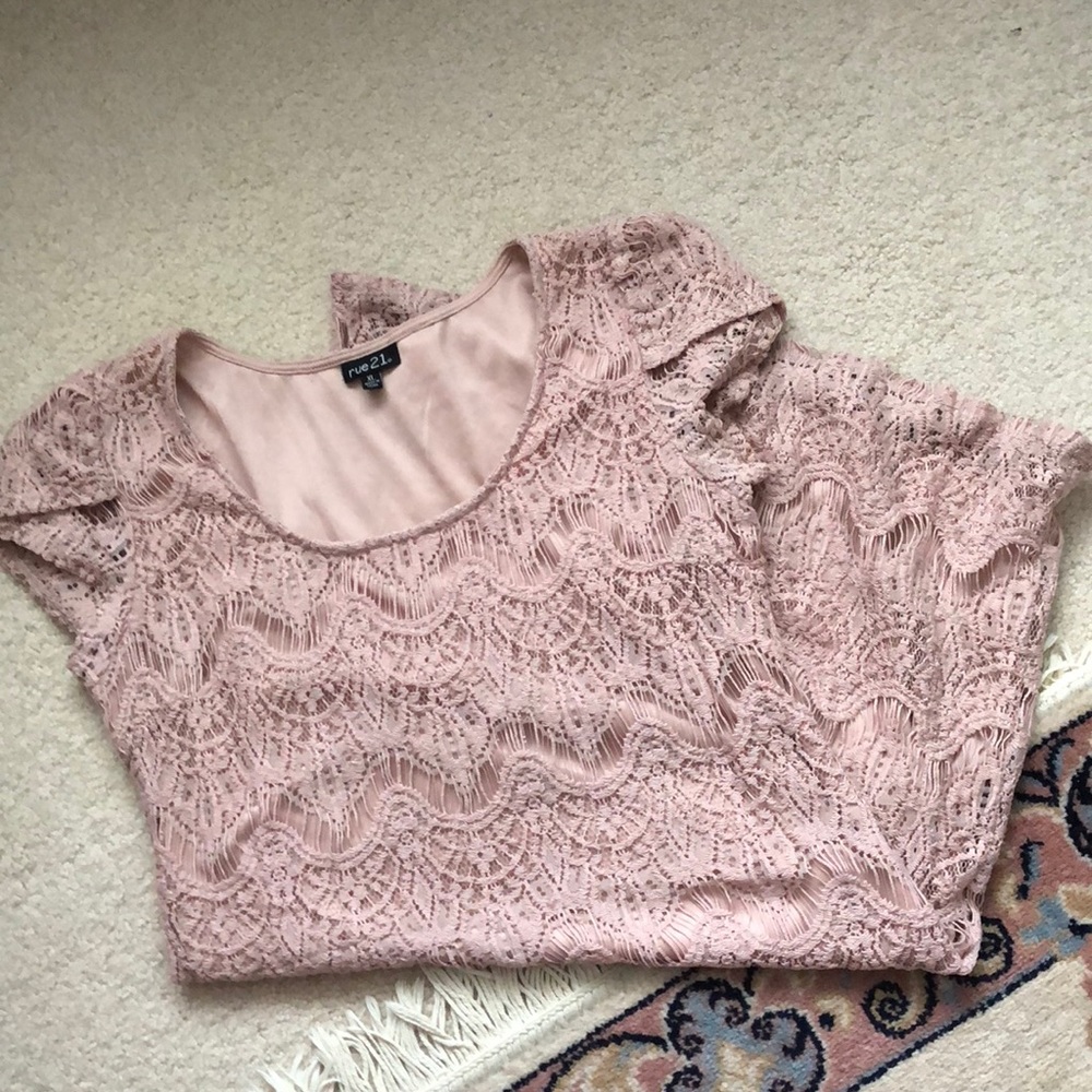Rue 21 Light Pink Lace Short Sleeve Formal Dress
